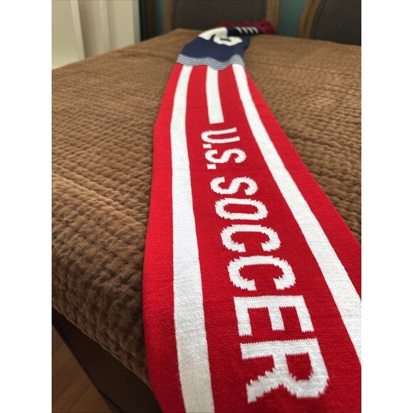 US Soccer One Size Red White Blue Collectible National Team Soccer Scarf RWB - Picture 4 of 4